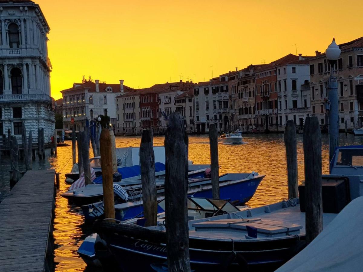 Palazzo Morosini Brandolin Dimora Romantica เวนิส ภายนอก รูปภาพ