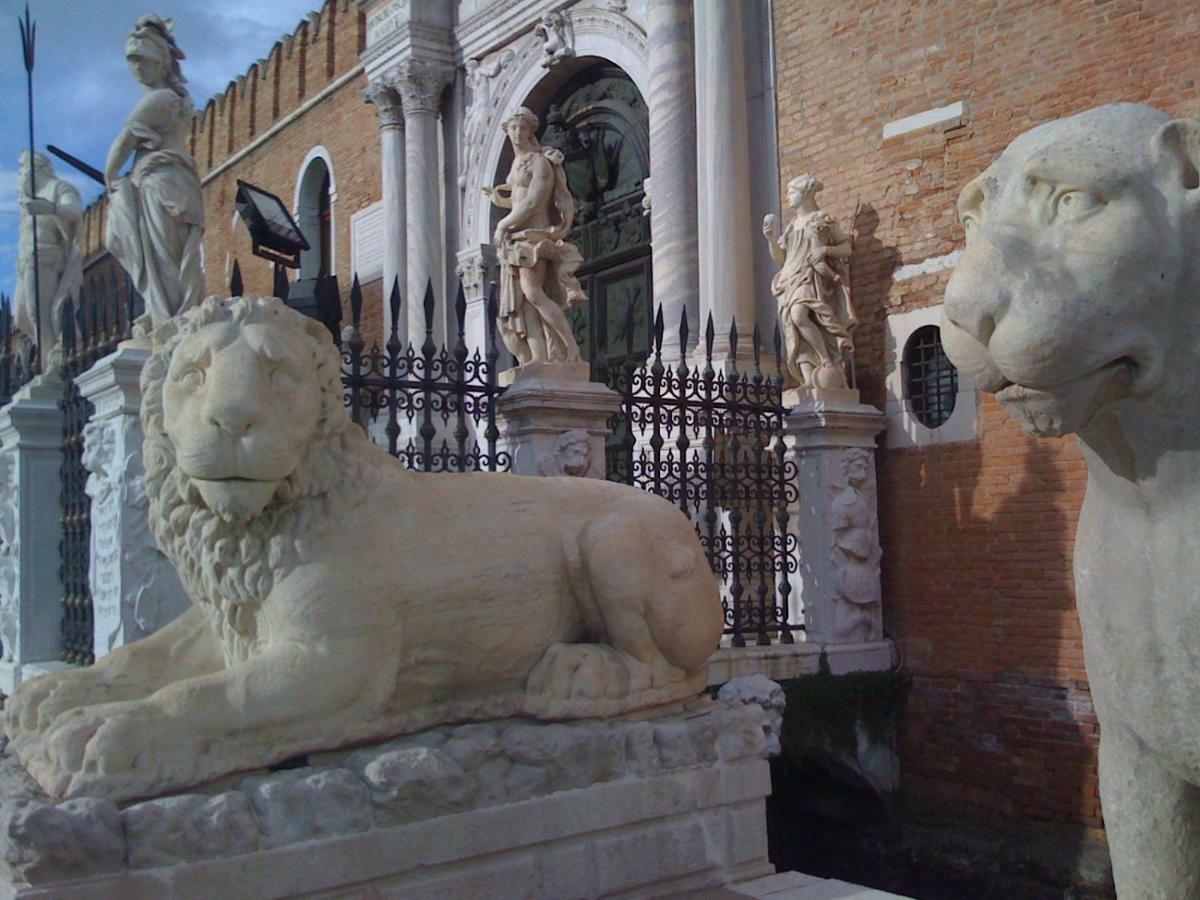 Palazzo Morosini Brandolin Dimora Romantica เวนิส ภายนอก รูปภาพ