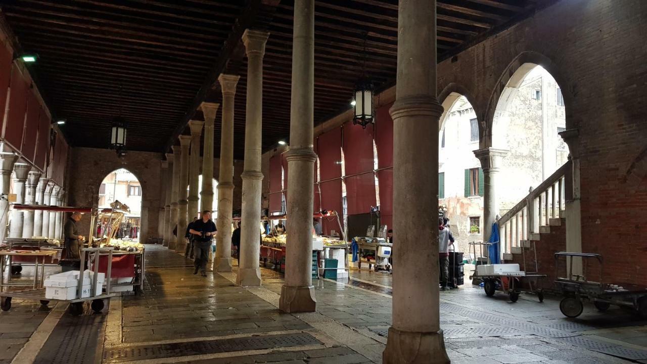 Palazzo Morosini Brandolin Dimora Romantica เวนิส ภายนอก รูปภาพ